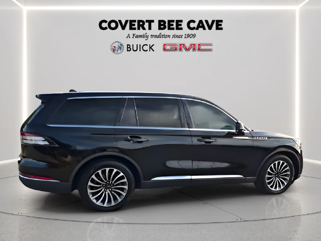 Used 2020 Black Lincoln Reserve image 18