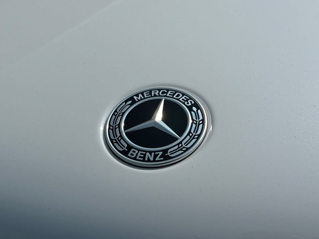New 2026 MANUFAKTUR Moonlight White Metallic Mercedes-Benz GLE 350 image 67