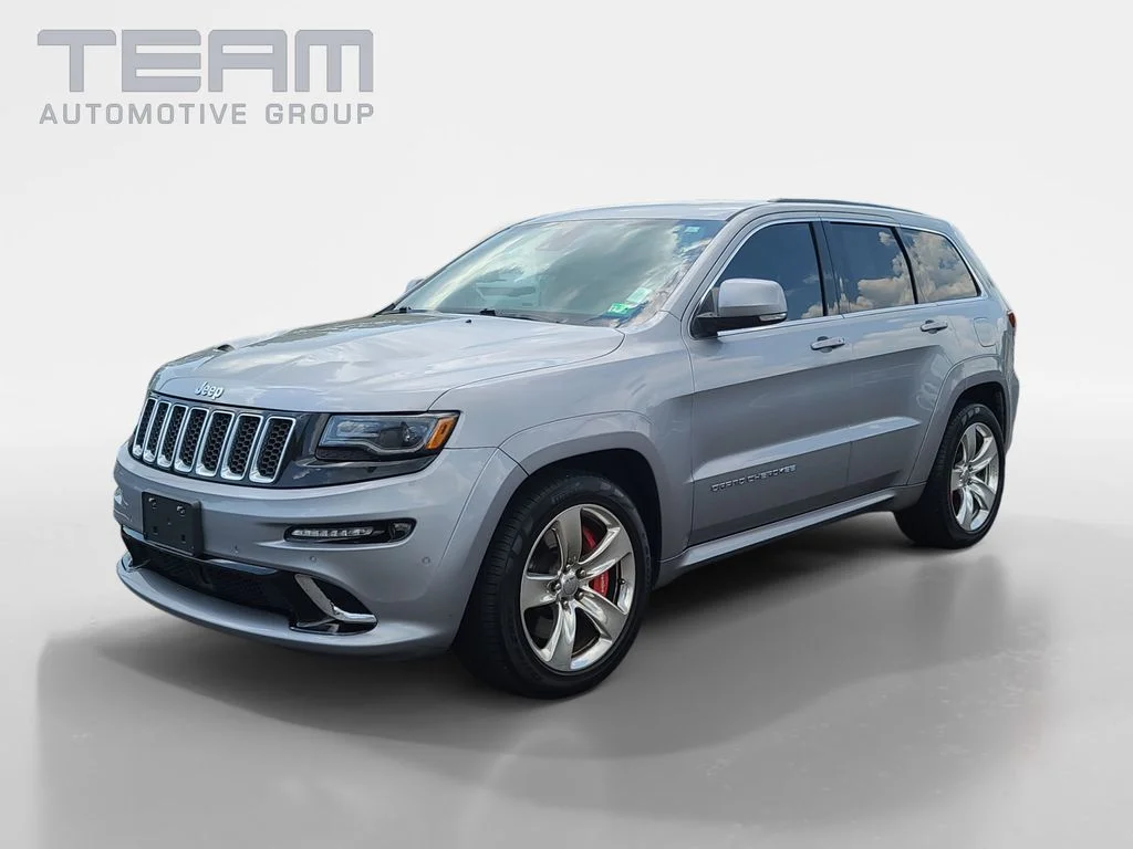 Used 2015 Silver Jeep SRT image 3