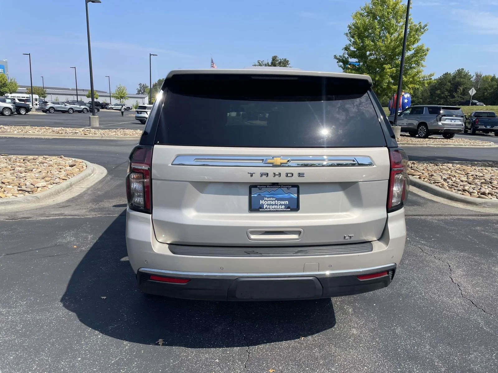 Used 2022 EMPIRE BEIGE METALLIC Chevrolet LT image 5