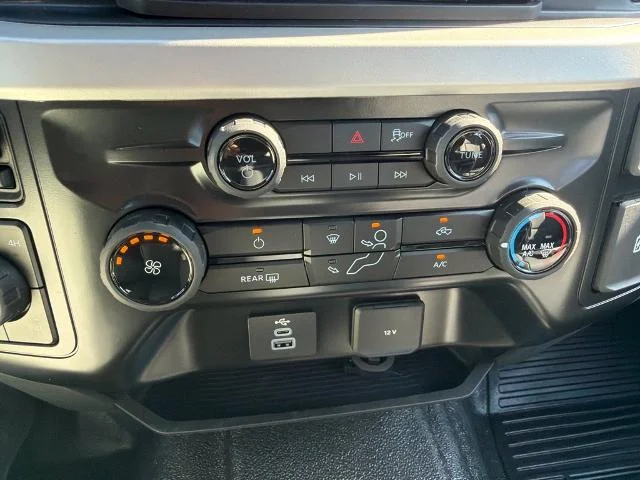 New 2026 Oxford White Ford F-350® XL image 38