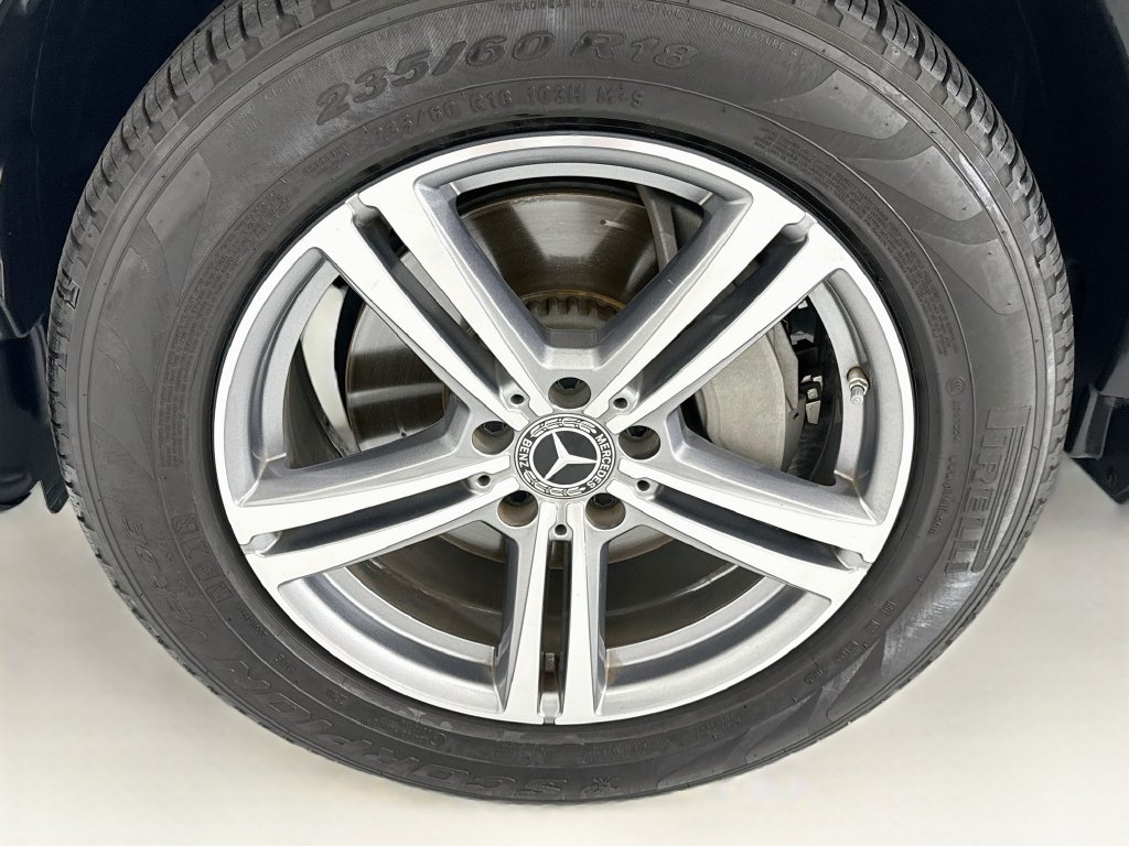 Certified Used 2022 Graphite Gray Metallic Mercedes-Benz GLC 300 image 28