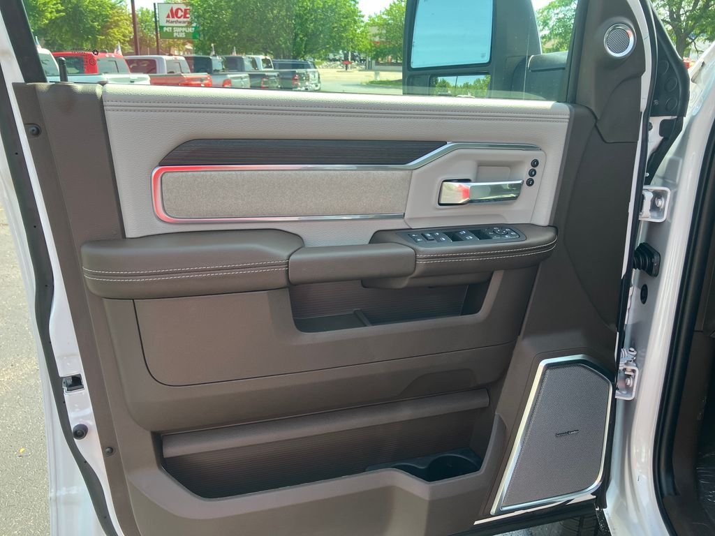 New 2026 Bright White Clear-Coat Exterior Paint RAM Laramie image 11