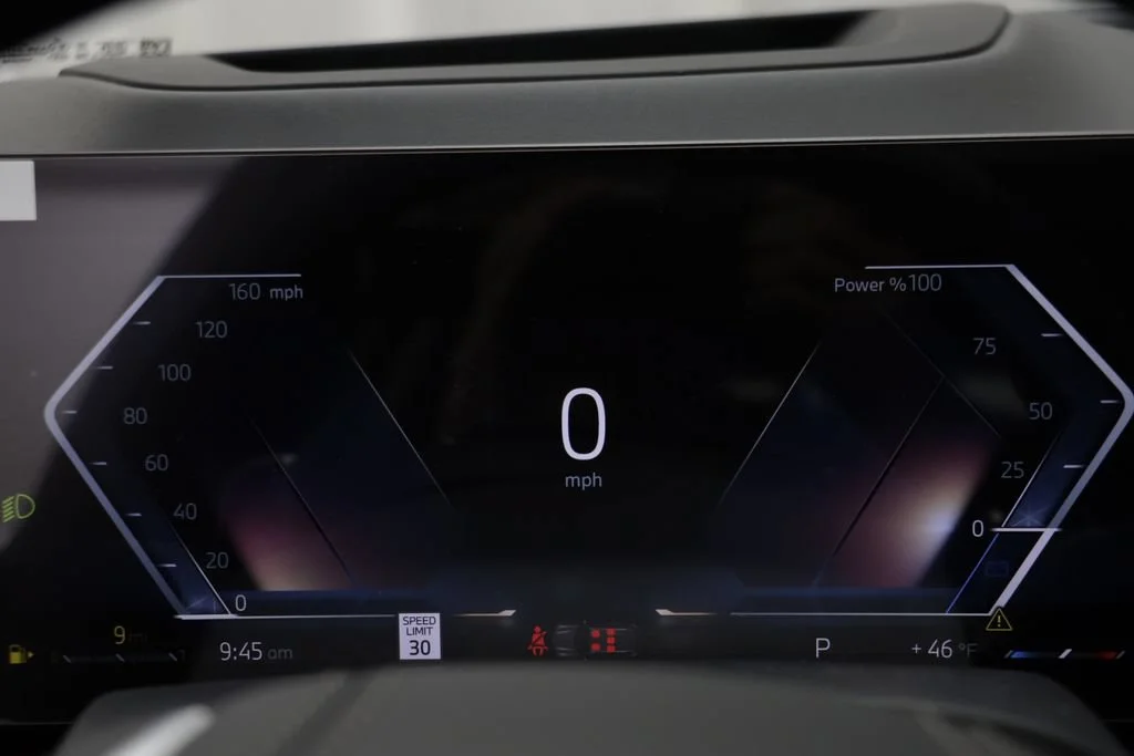 New 2026 BLACK SAPPHIRE BMW xDrive40i image 9