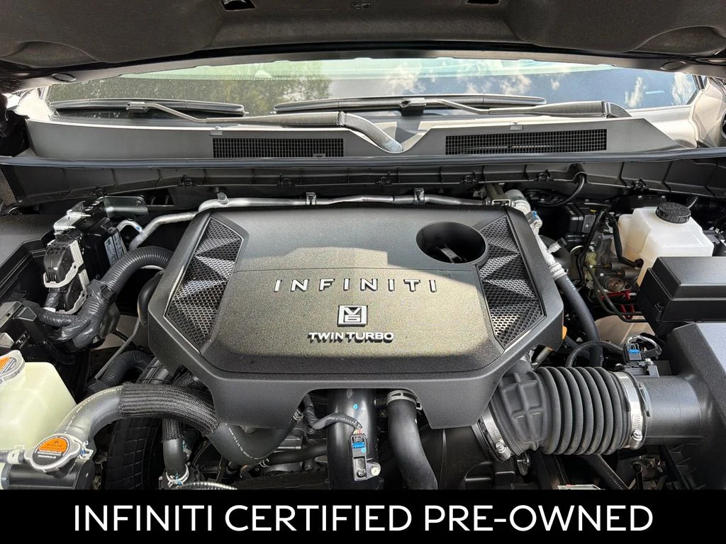 Certified Used 2026 Black Obsidian INFINITI LUXE image 17