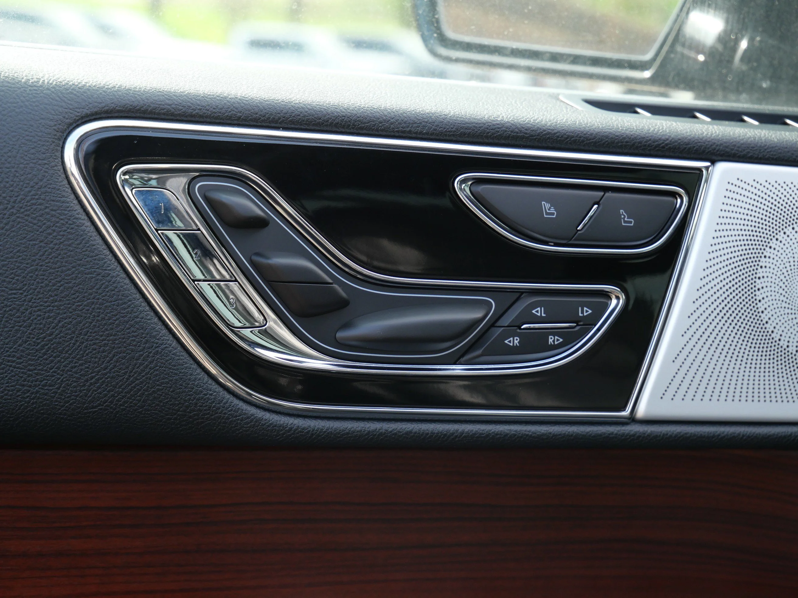 2023 Lincoln Navigator Reserve L - Photo 12