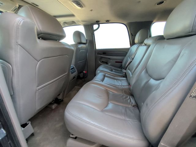 Used 2004 Black GMC Denali image 13