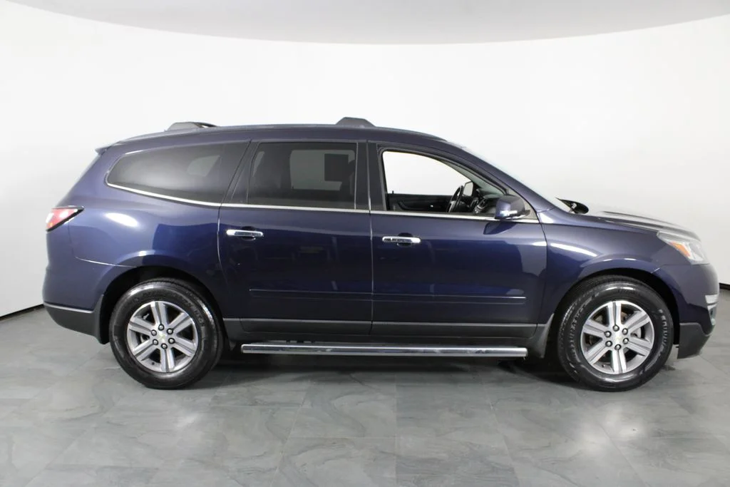 Used 2016 Blue Chevrolet 2LT image 12