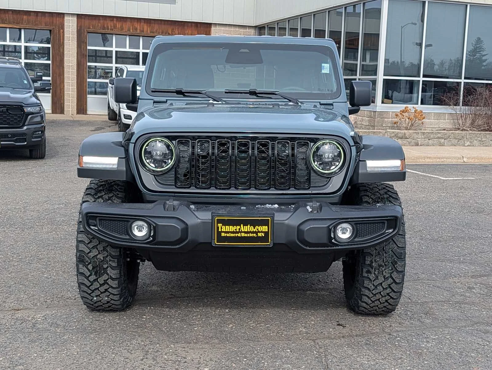 Vehicle Image 2