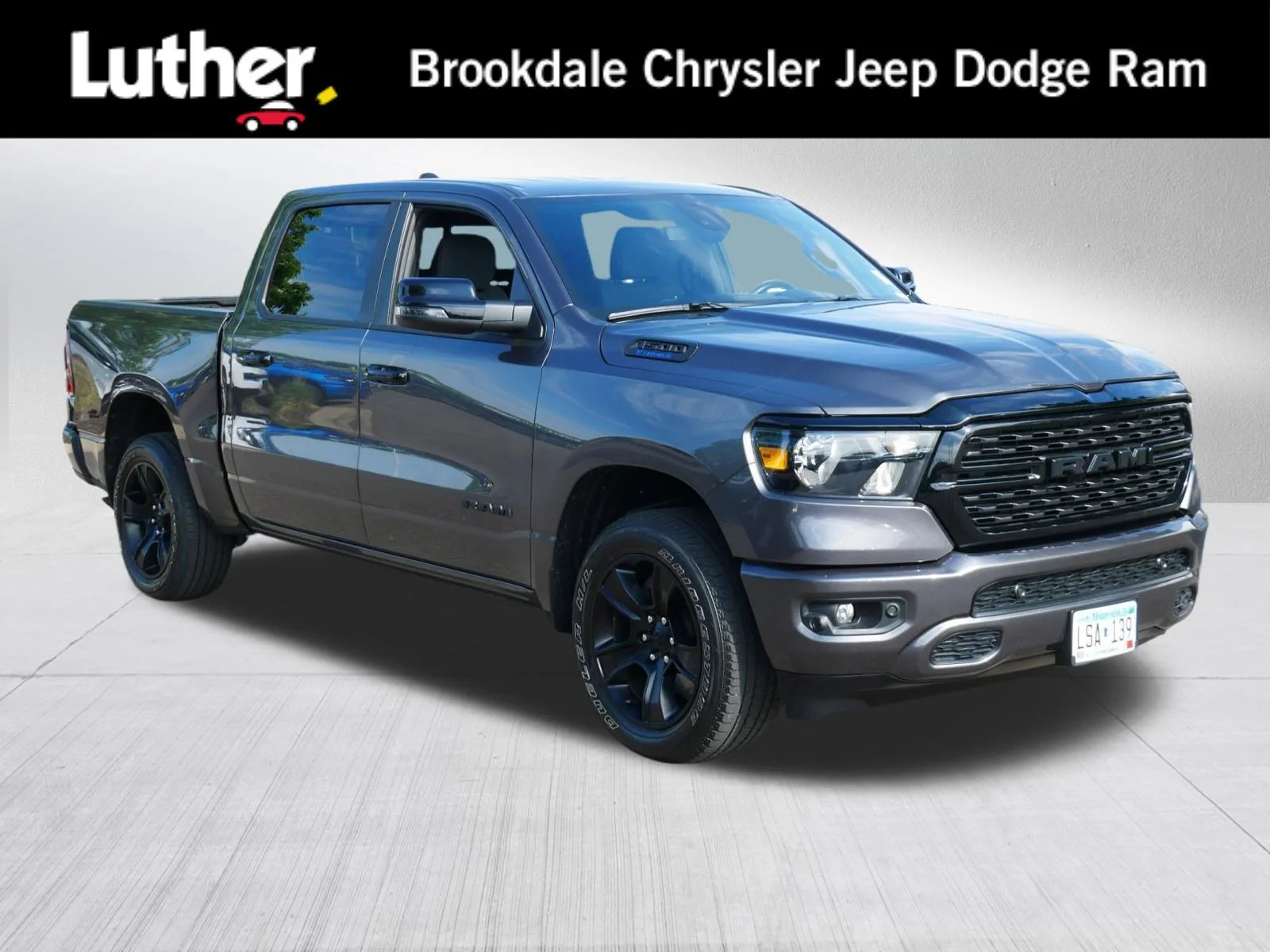 2024 RAM 1500 Big Horn/Lone Star 4x4 Crew Cab 5'7's photo