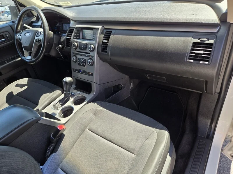 Used 2014 WHITE SUEDE Ford SE image 14