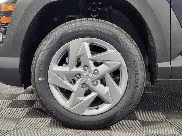 New 2027 Blue Hyundai SE AWD image 10