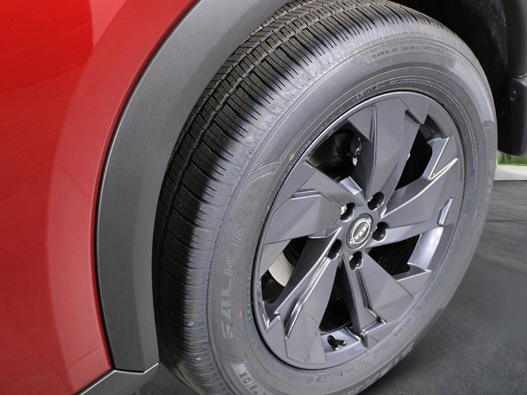 New 2026 Scarlet Ember Tintcoat Nissan SV image 9