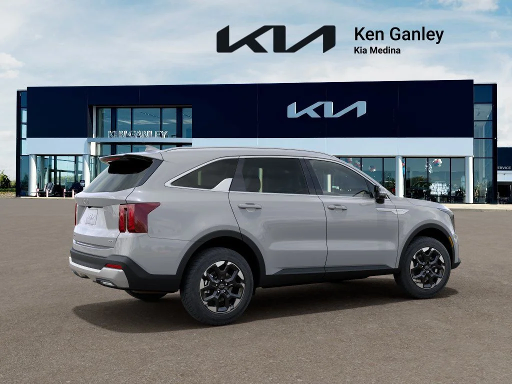 New 2026 Wolf Gray Kia S image 6