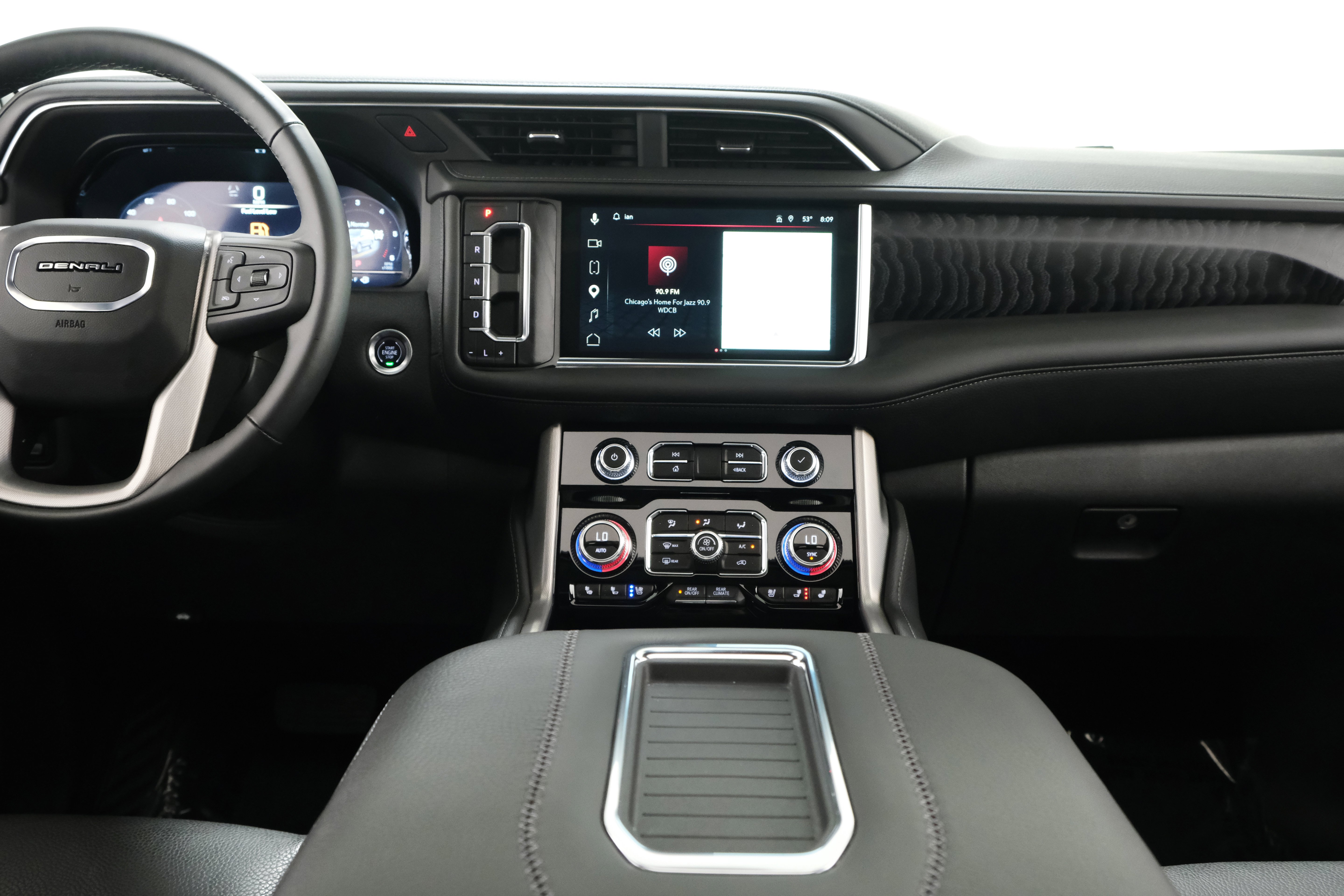 2024 GMC Yukon Denali - Photo 10