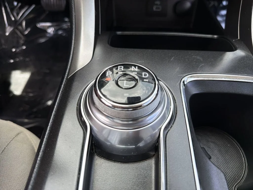 Used 2020 White Ford S image 24