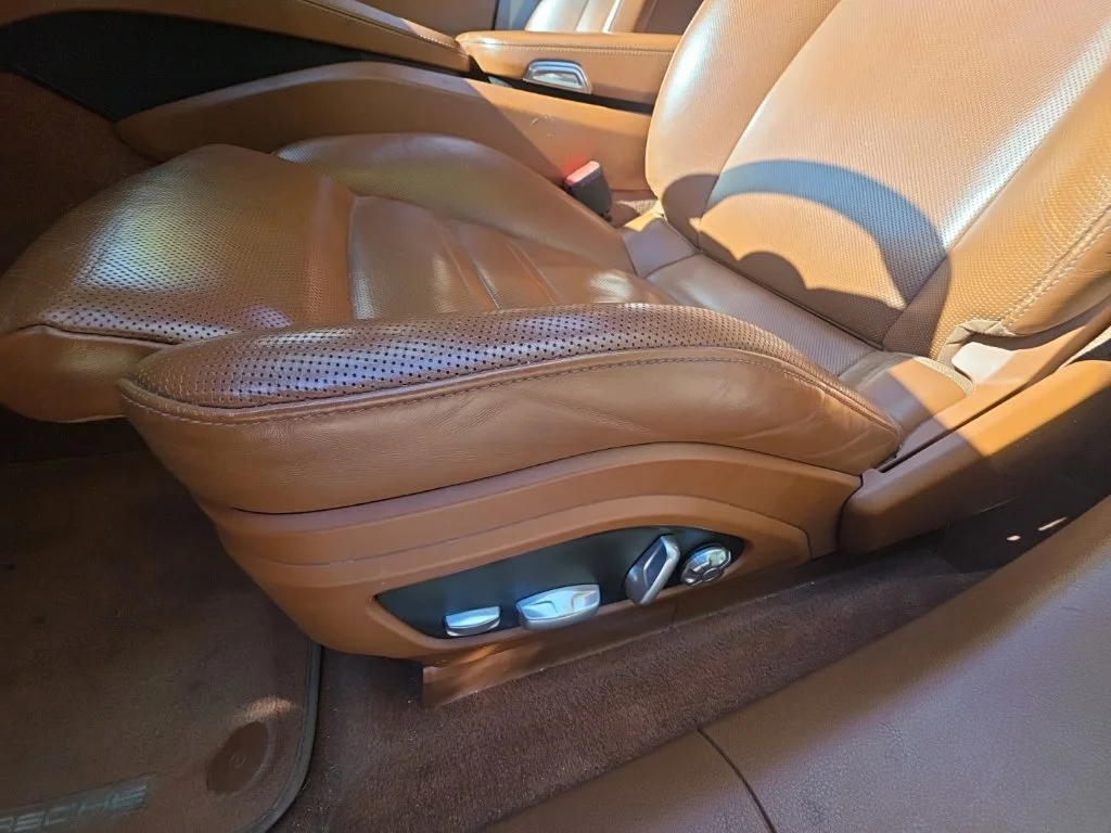 Used 2018  Porsche  image 25