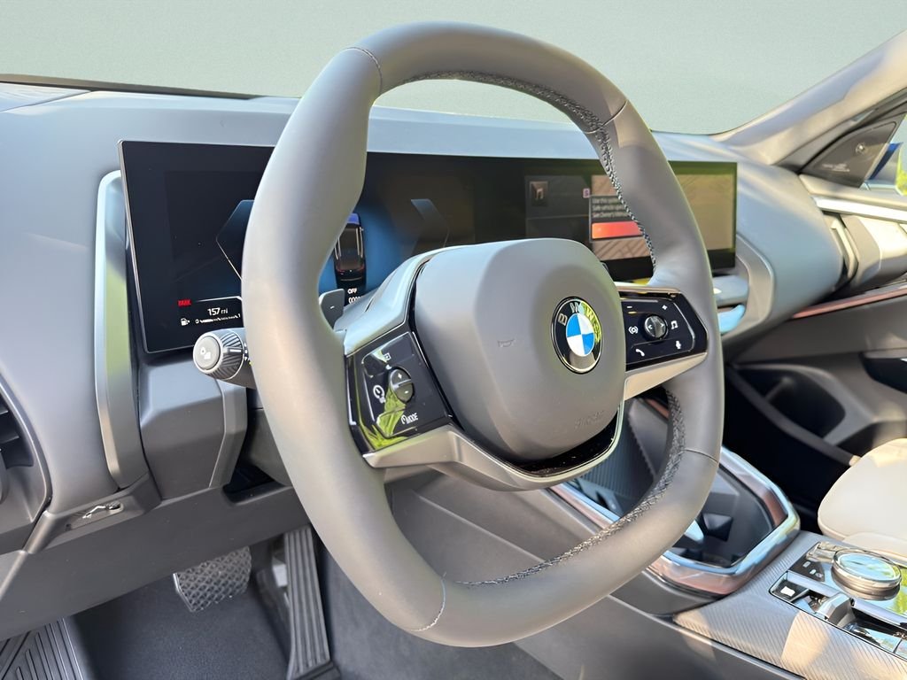New 2026 Tanzanite Blue II Metallic BMW 30 xDrive image 19