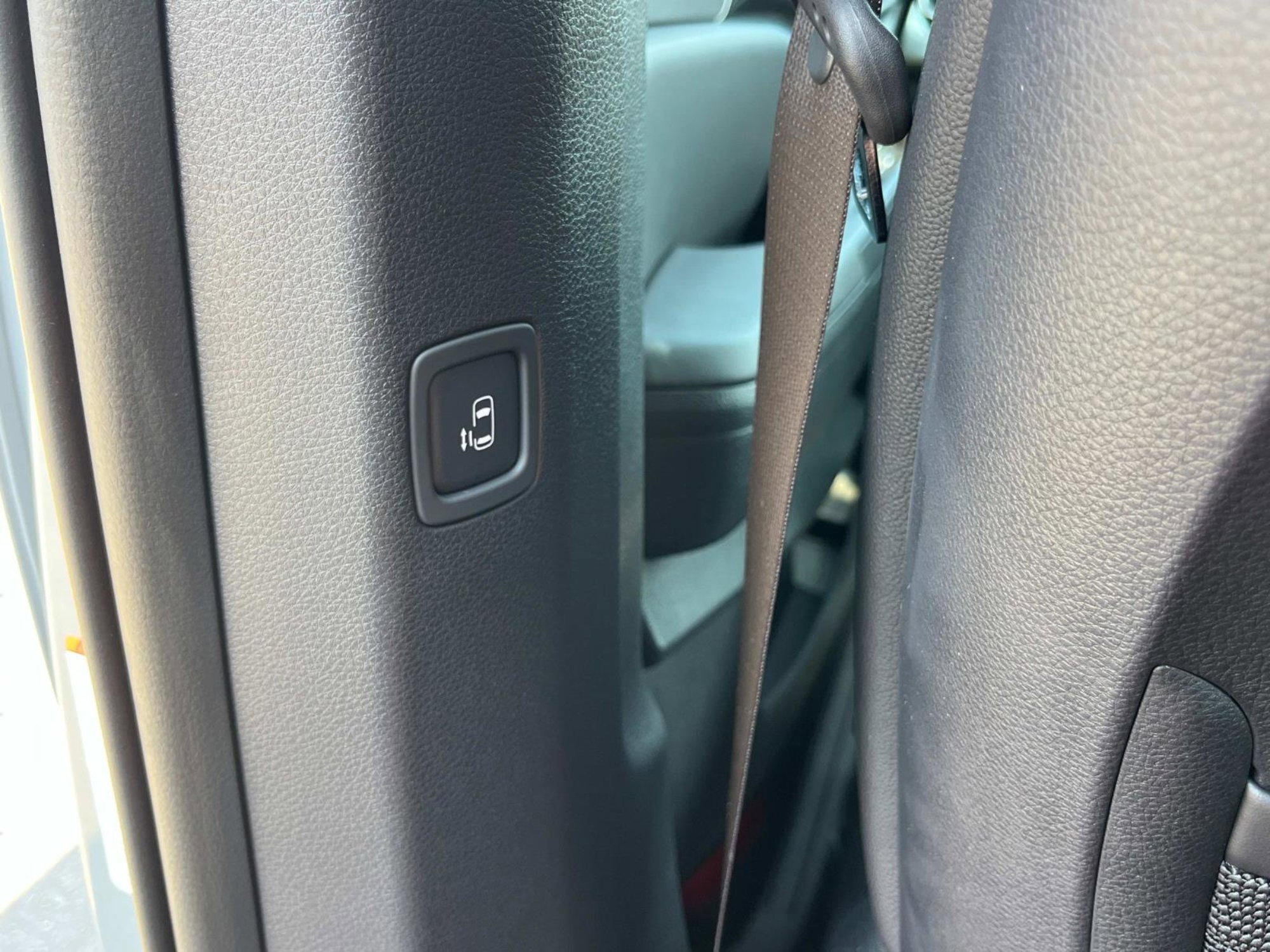 2026 Kia Carnival SX Prestige - Photo 17