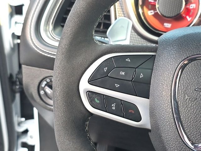 Used 2022 White Dodge SRT Hellcat image 21