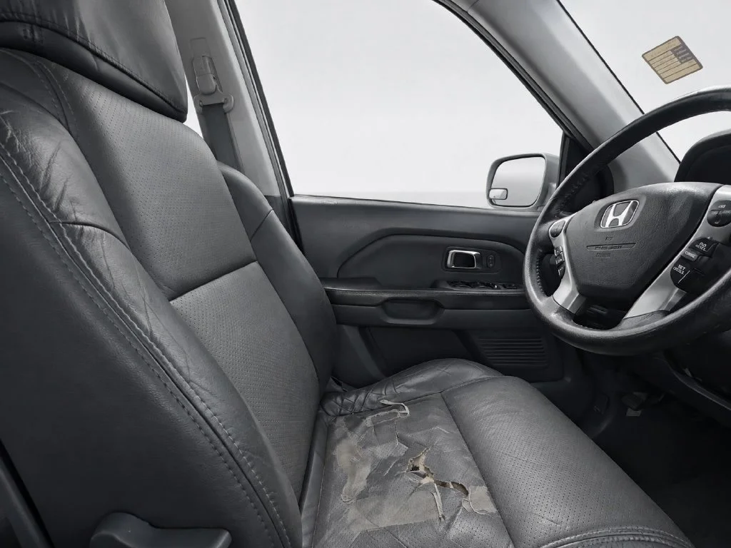 Used 2004 Silver Honda EX-L image 20