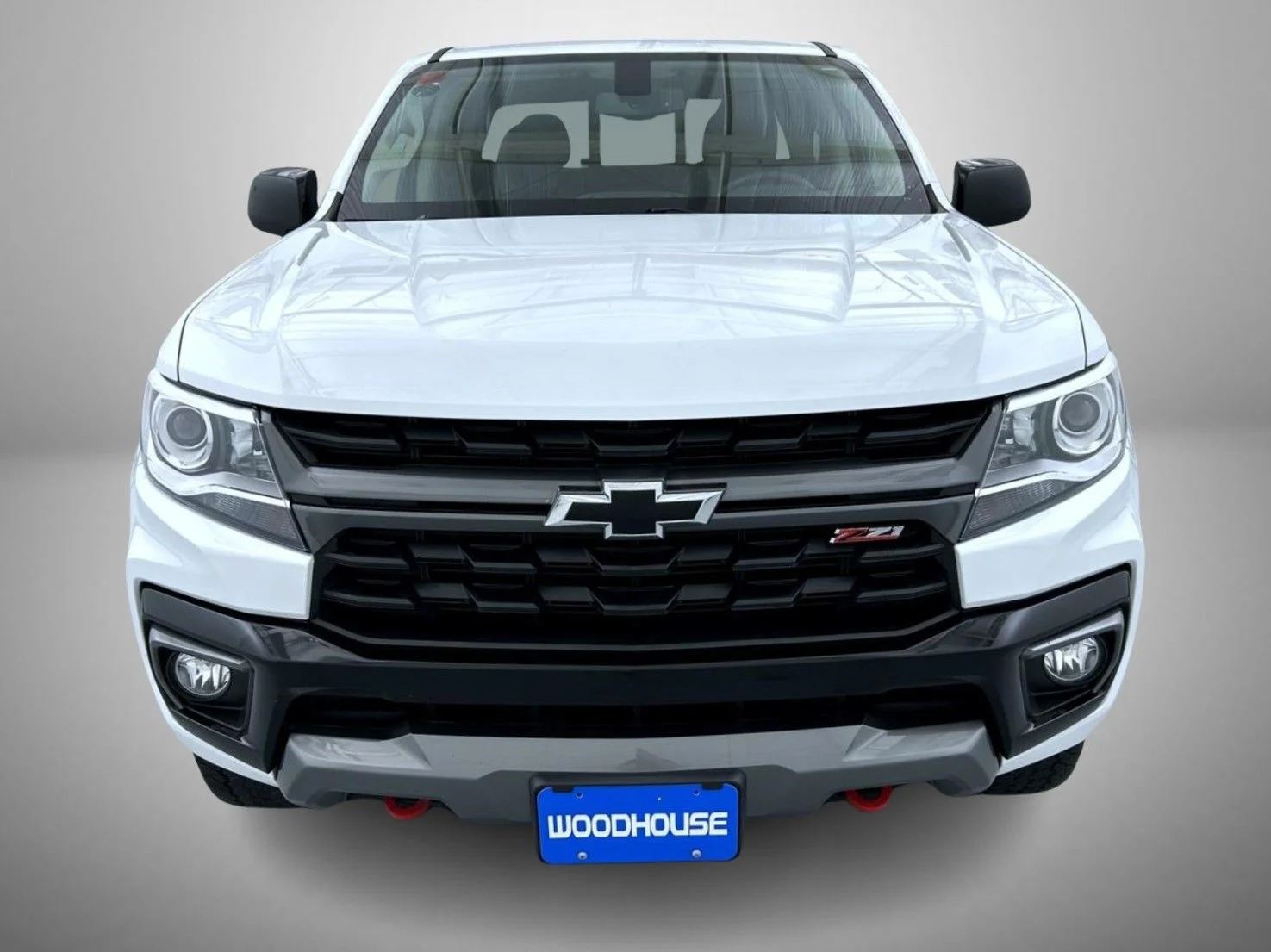 Used 2022 White Chevrolet Z71 image 2