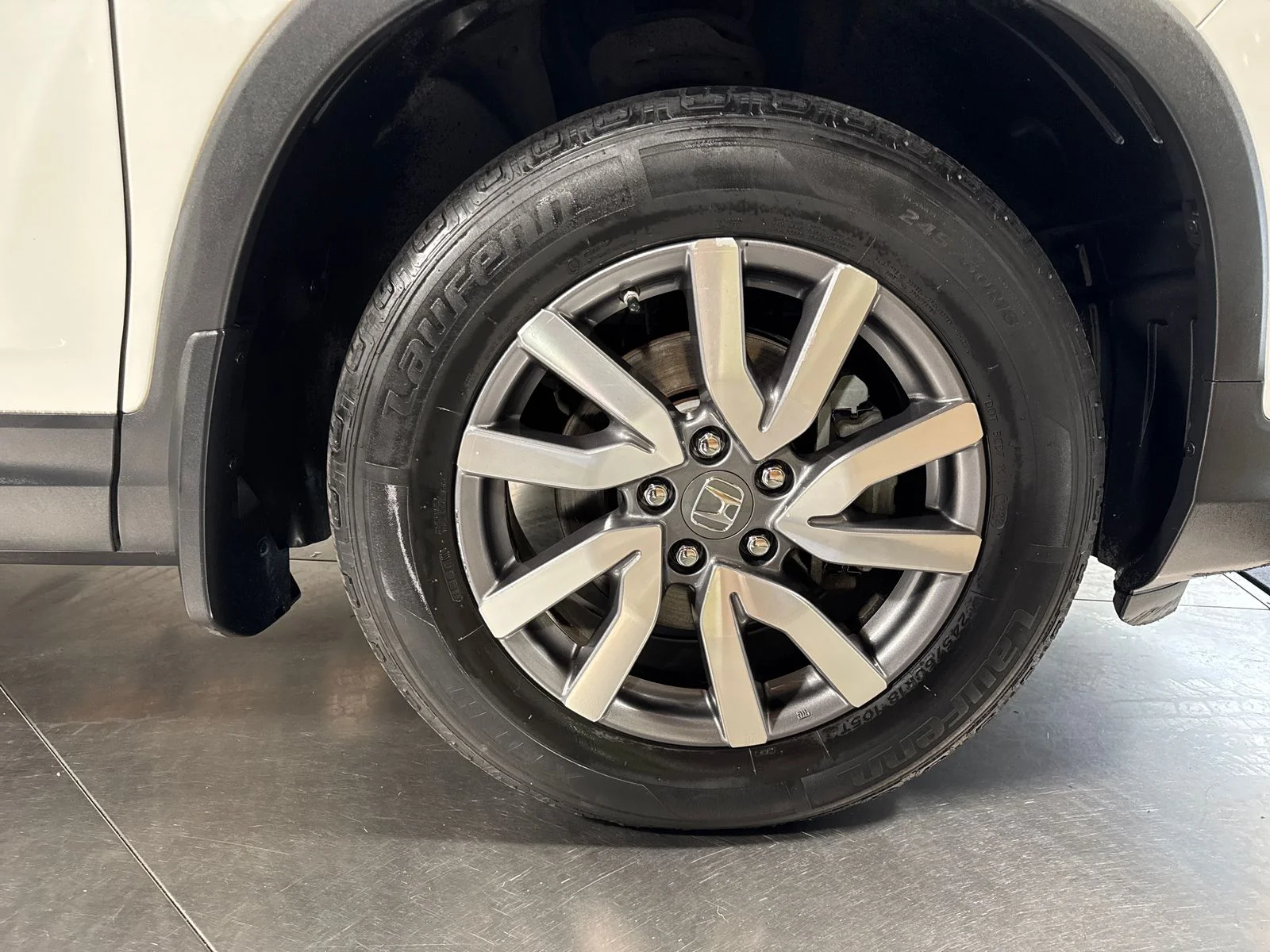 Used 2020 Platinum White Pearl Honda EX-L image 15
