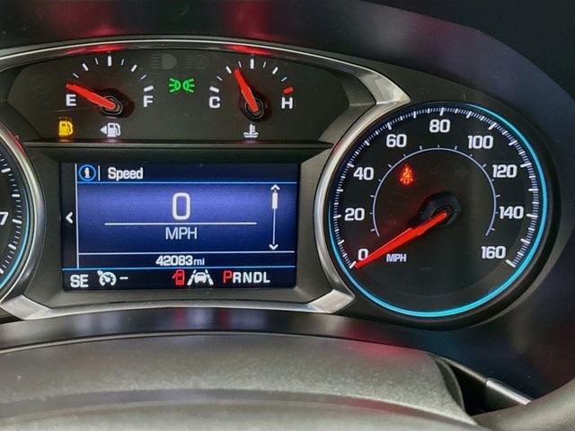 Used 2021 White Chevrolet LT image 12