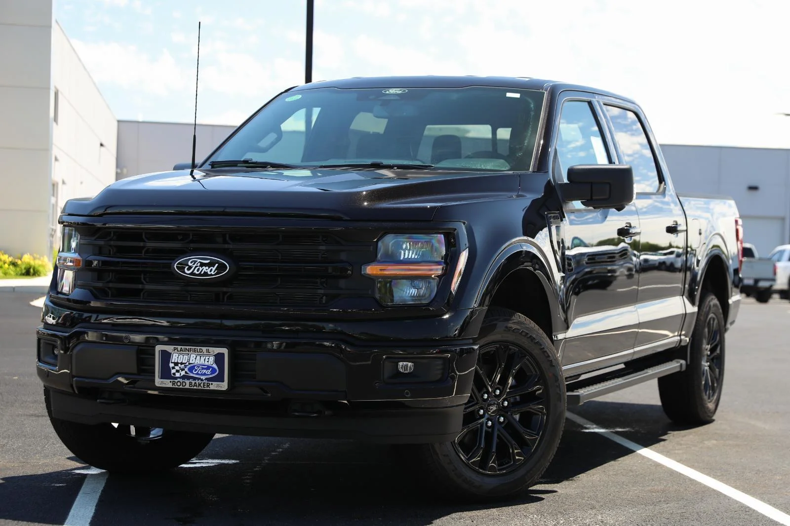 New 2026 Agate Black Metallic Ford XLT image 4