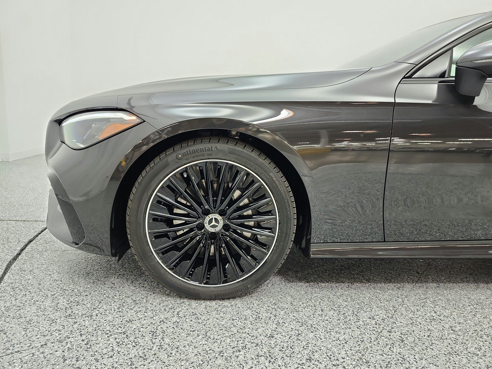 New 2026 Graphite Grey Metallic Mercedes-Benz CLE 300 4MATIC® Coupe image 36