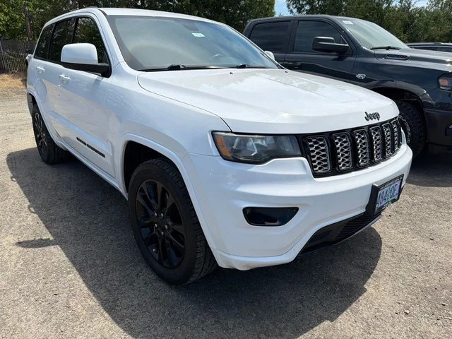 2017 Jeep Grand Cherokee Altitude
