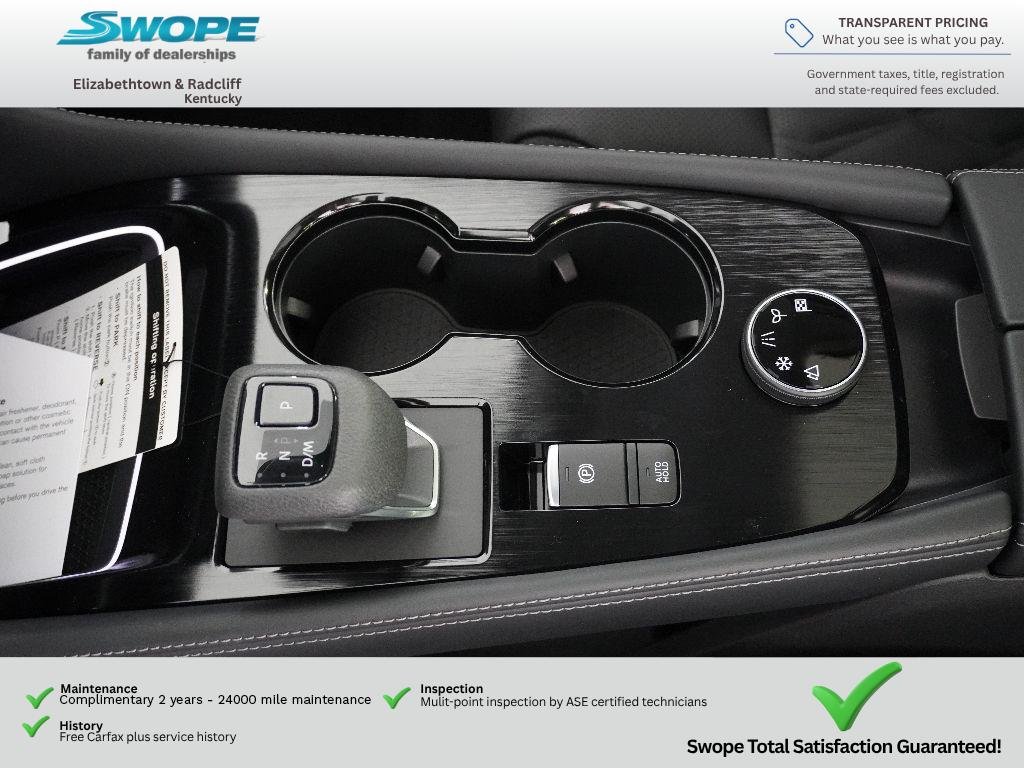 New 2026 Champagne Silver Metallic / Super Black Two-tone Nissan Platinum image 25