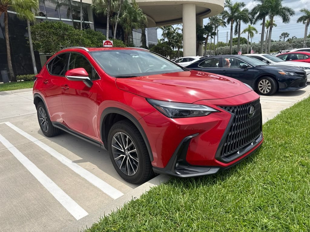 Used 2025 Dark Gray Metallic Lexus NX 250 image 5