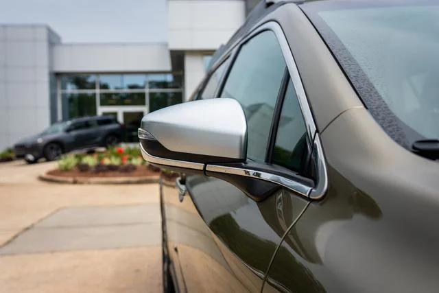Used 2020 Autumn Green Metallic Subaru Touring image 21