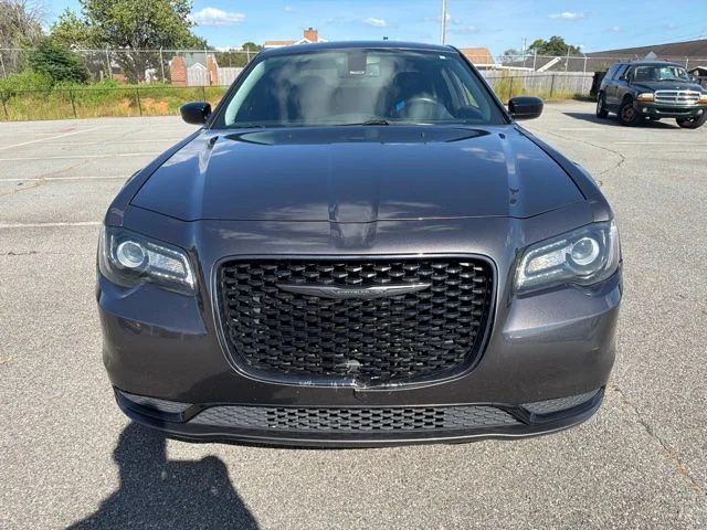 Used 2022 Gray Chrysler Touring image 6