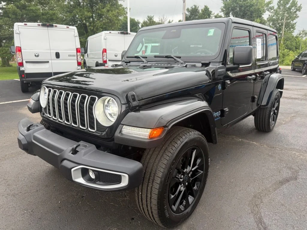 Used 2025 Black Jeep Sahara 4xe image 8