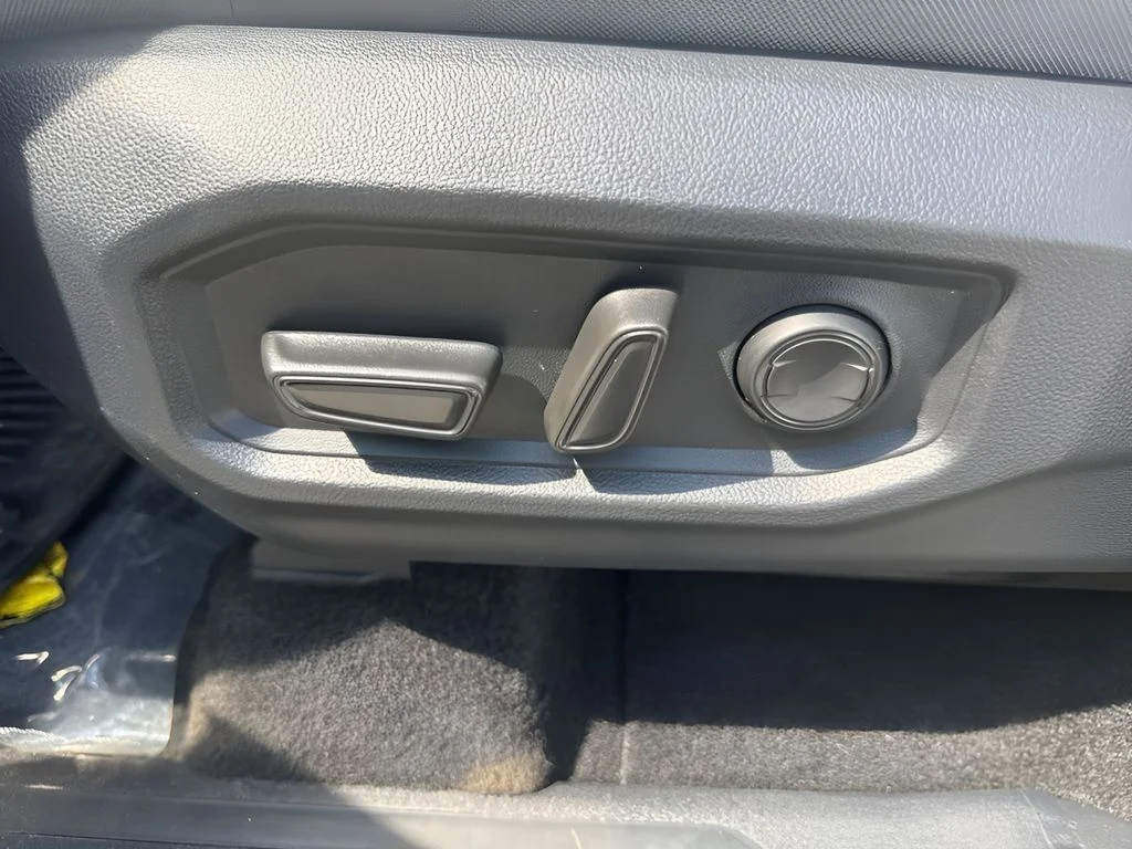 Used 2025 Black Toyota SR5 image 10