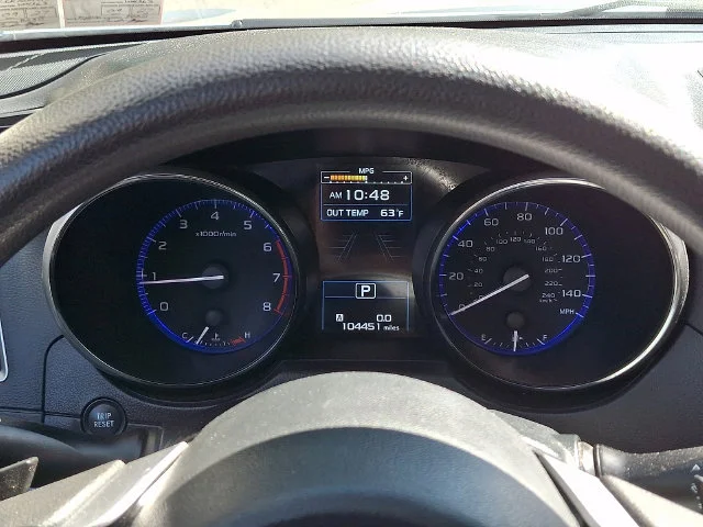 Used 2019 Silver Subaru 2.5i image 24