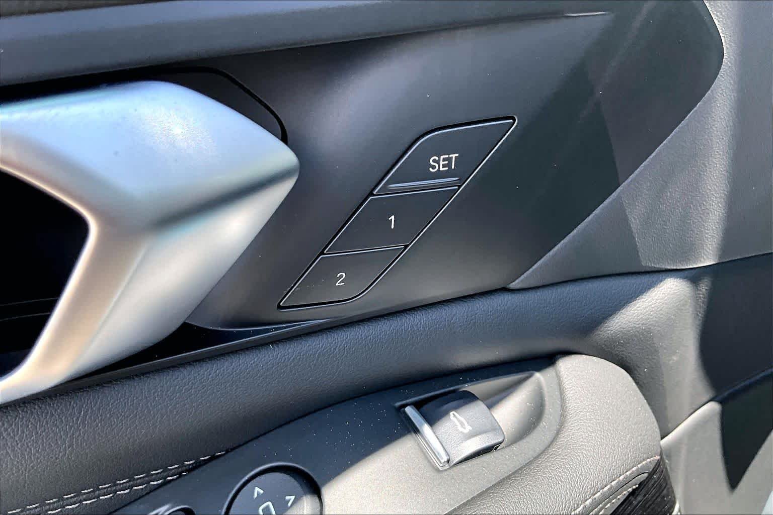 New 2026 Brooklyn Grey Metallic BMW xDrive50e image 19
