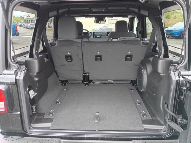 New 2026 Black Clear-Coat Exterior Paint Jeep 85th Anniversary Edition image 20