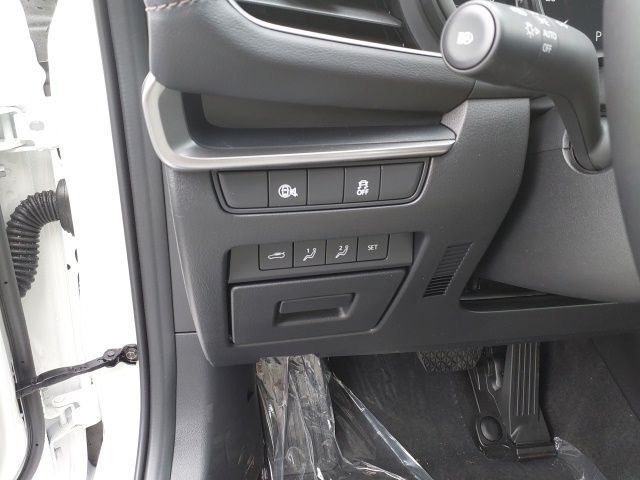 New 2026 Snowflake White Pearl Mazda 2.5 S Preferred image 13