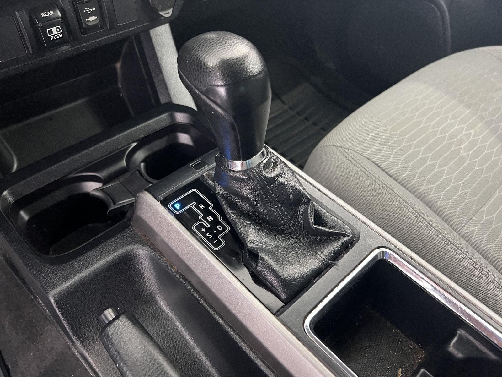 Used 2018 Blazing Blue Pearl Toyota SR5 V6 image 19