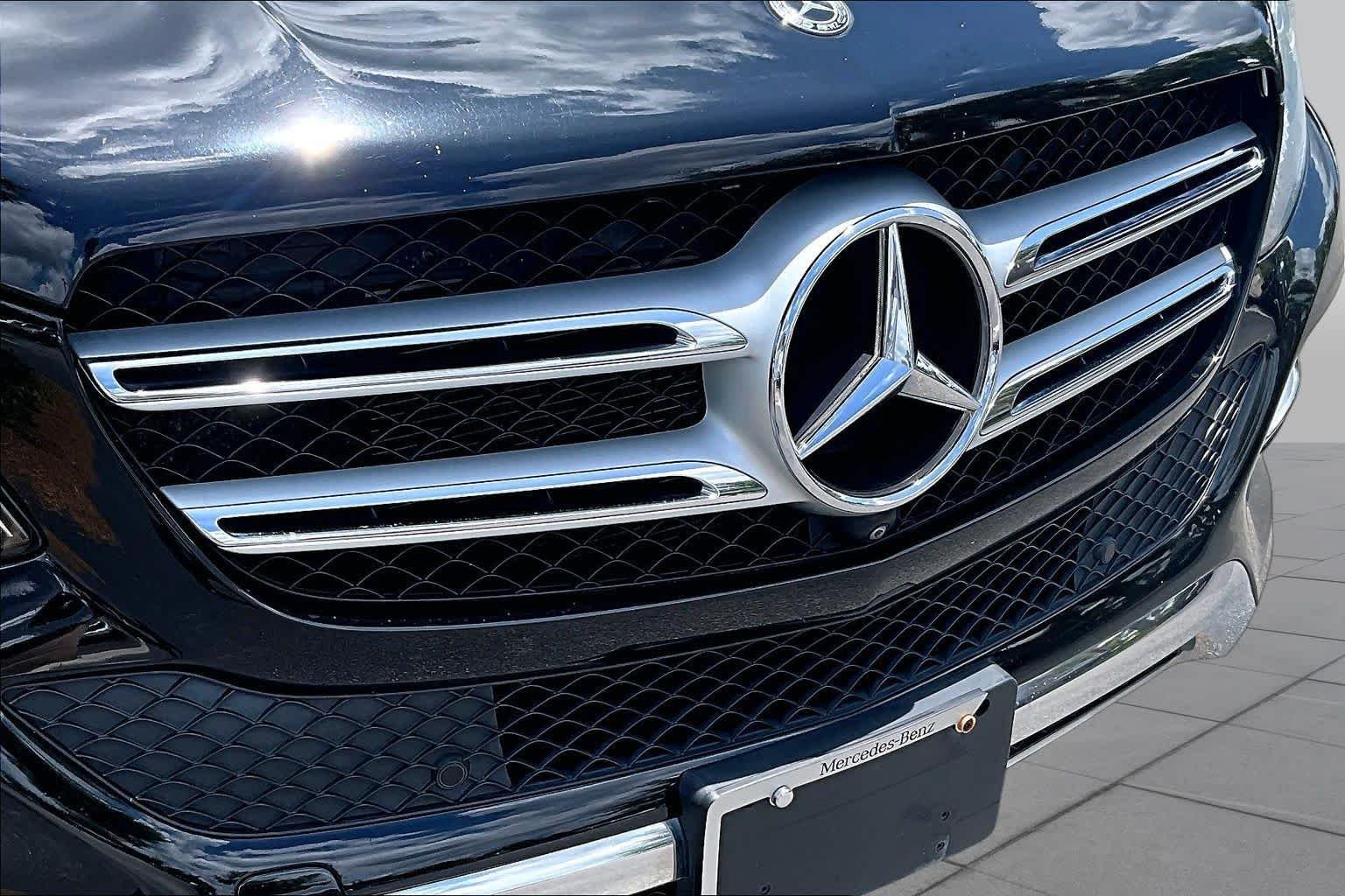 Used 2017 Black Mercedes-Benz GLE 350 image 30