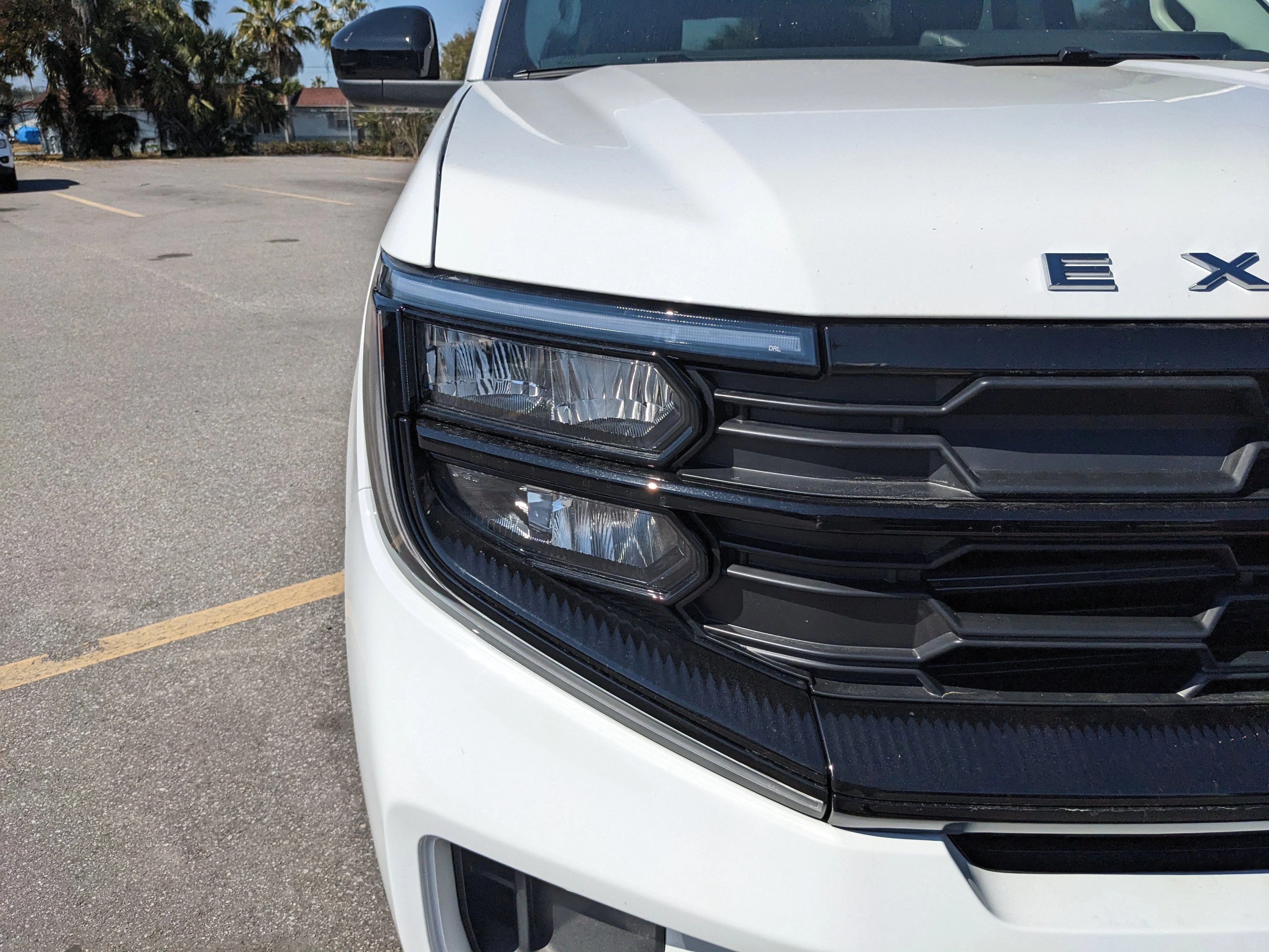 New 2025 Oxford White Ford Active MAX image 9