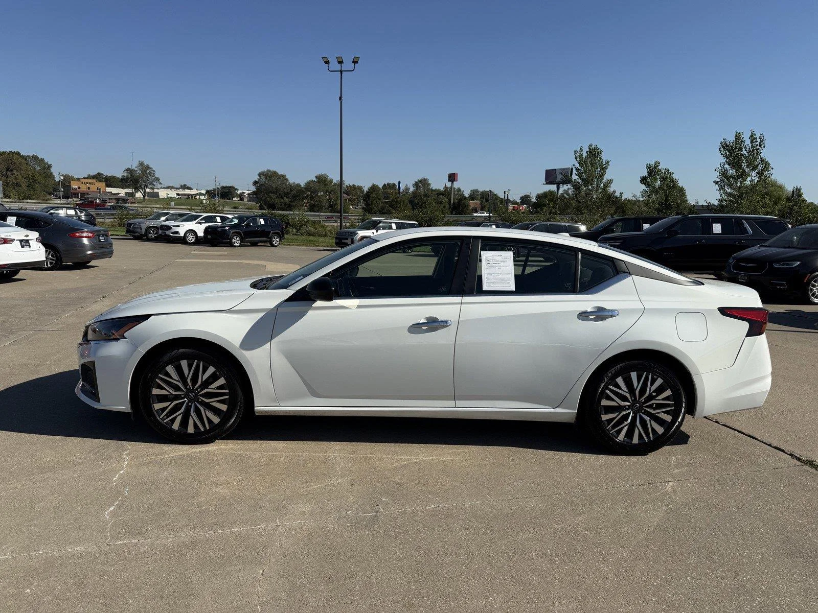 Certified Used 2025 Glacier White Nissan SV image 5