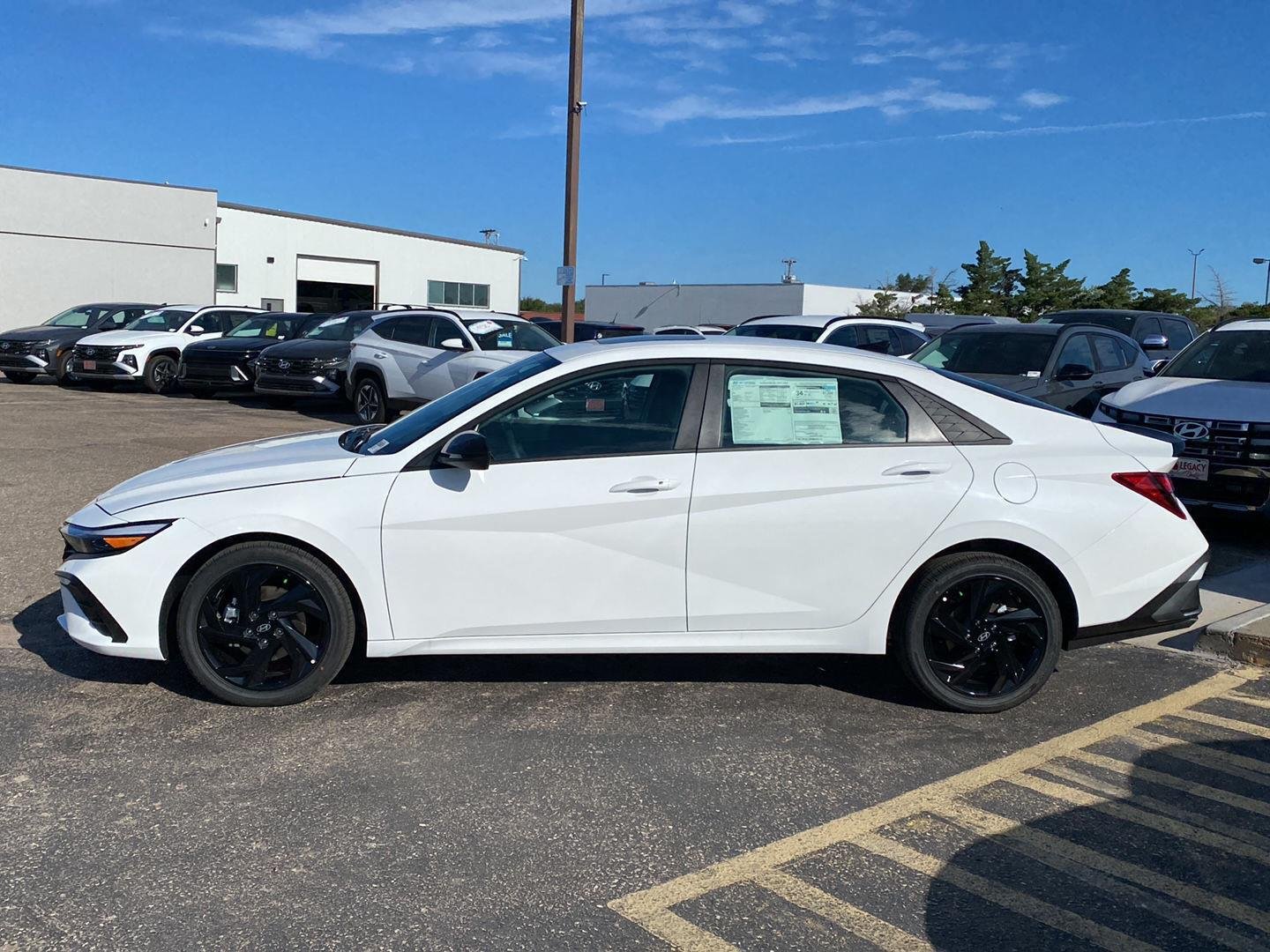 New 2026 Serenity White Hyundai SEL Sport Plus image 2