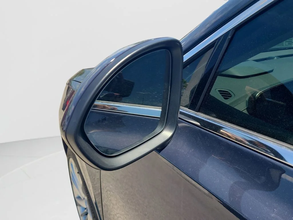New 2026 Midnight Opal Buick Avenir image 27