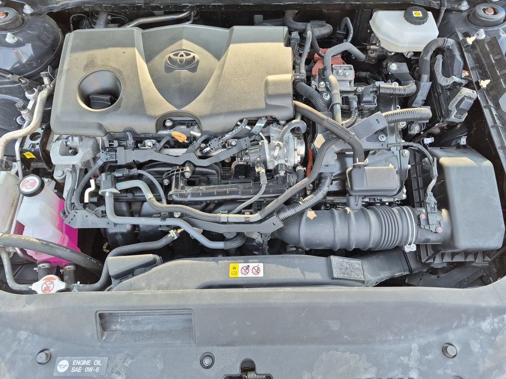 Used 2025  Toyota SE image 38