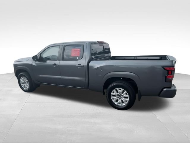 Used 2023 Gray Nissan SV image 7