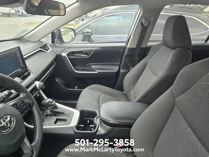 Used 2022 Silver Sky Metallic TOYOTA XLE image 2
